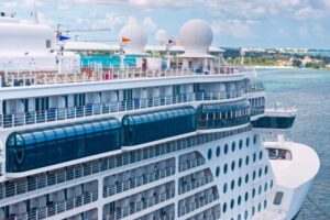 Maritime cruise ship (ViaLite)
